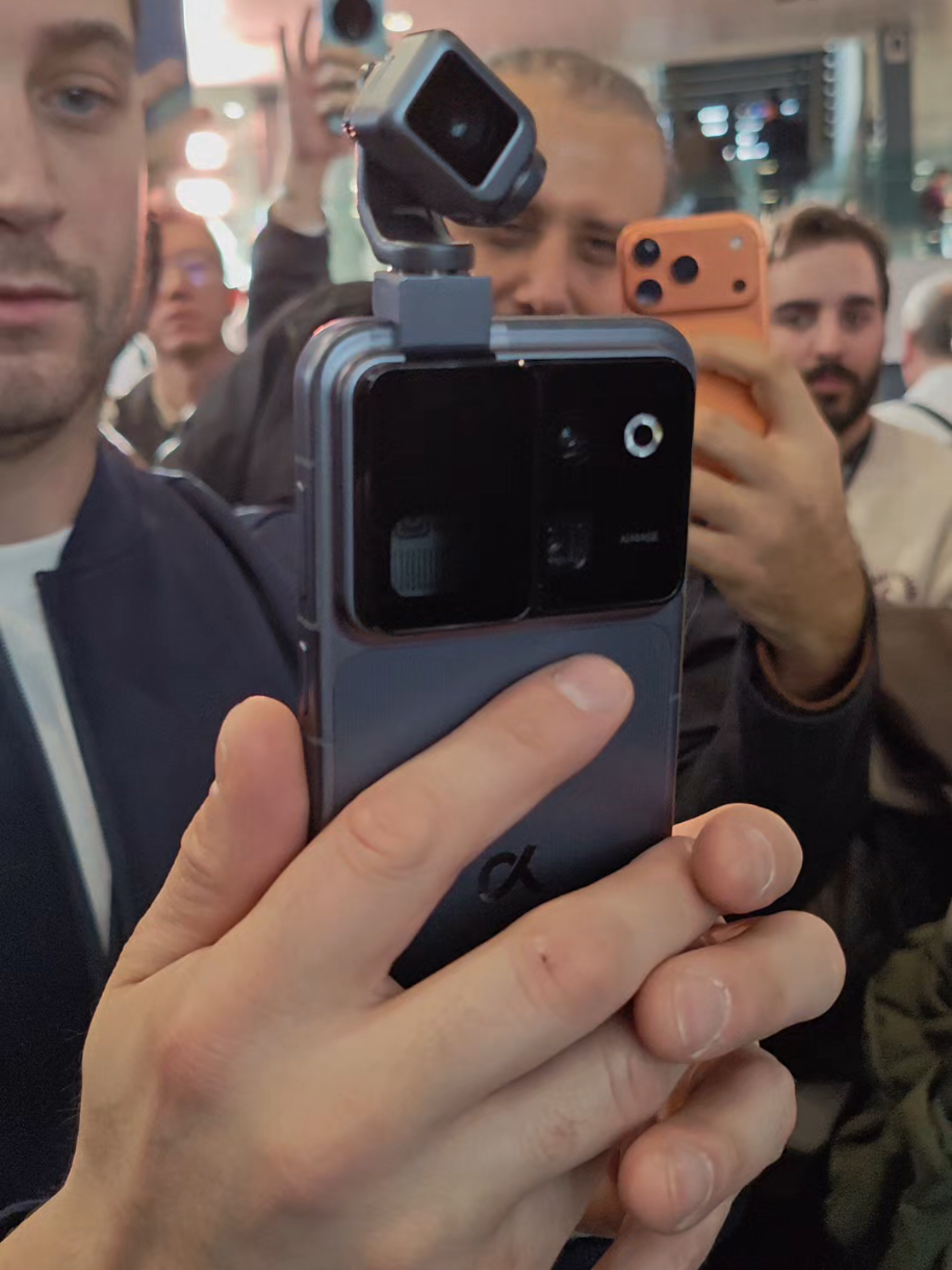 @Unboxing Plus