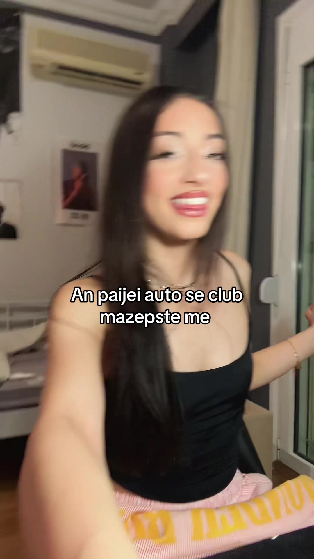 @Rafaella