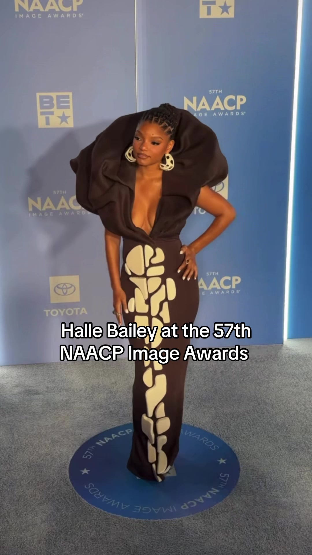 @The Chl&ouml;e x Halle Room