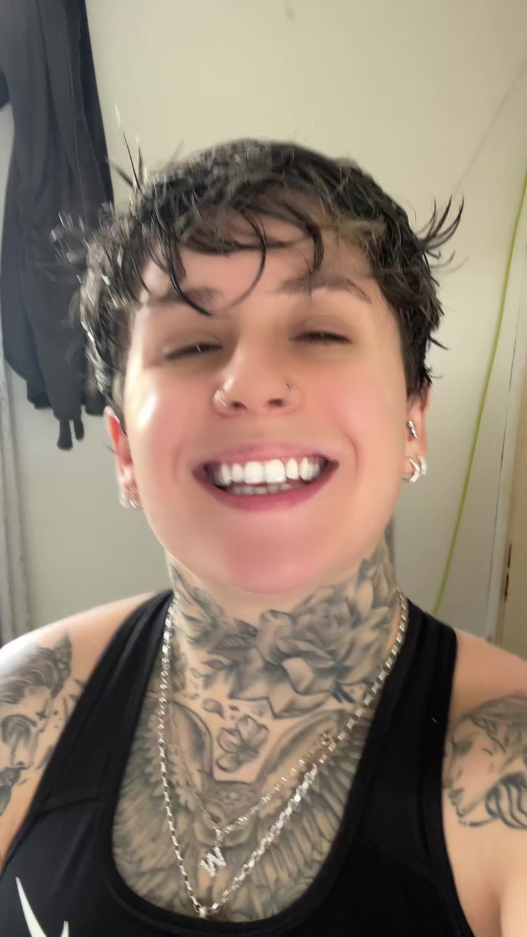 @Chloe .D.