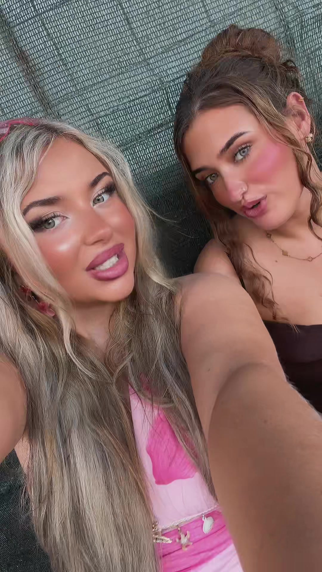 @emily wood🪭🥂🫶🏻
