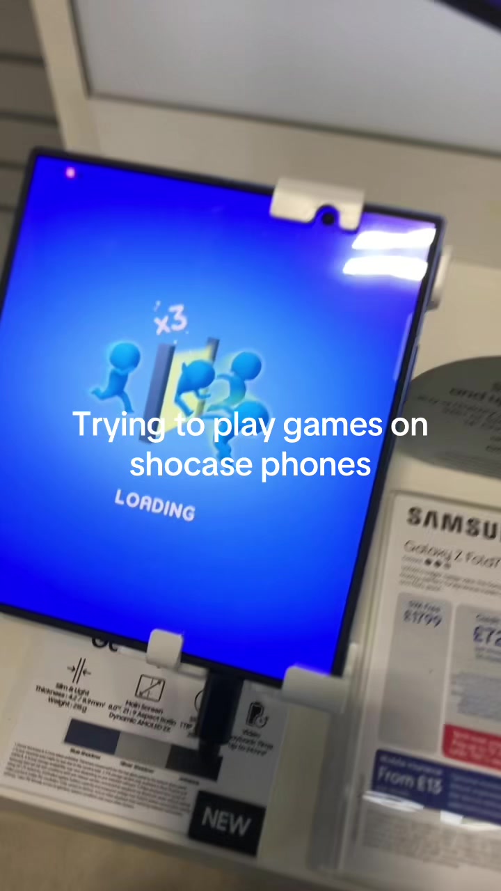 @⃟