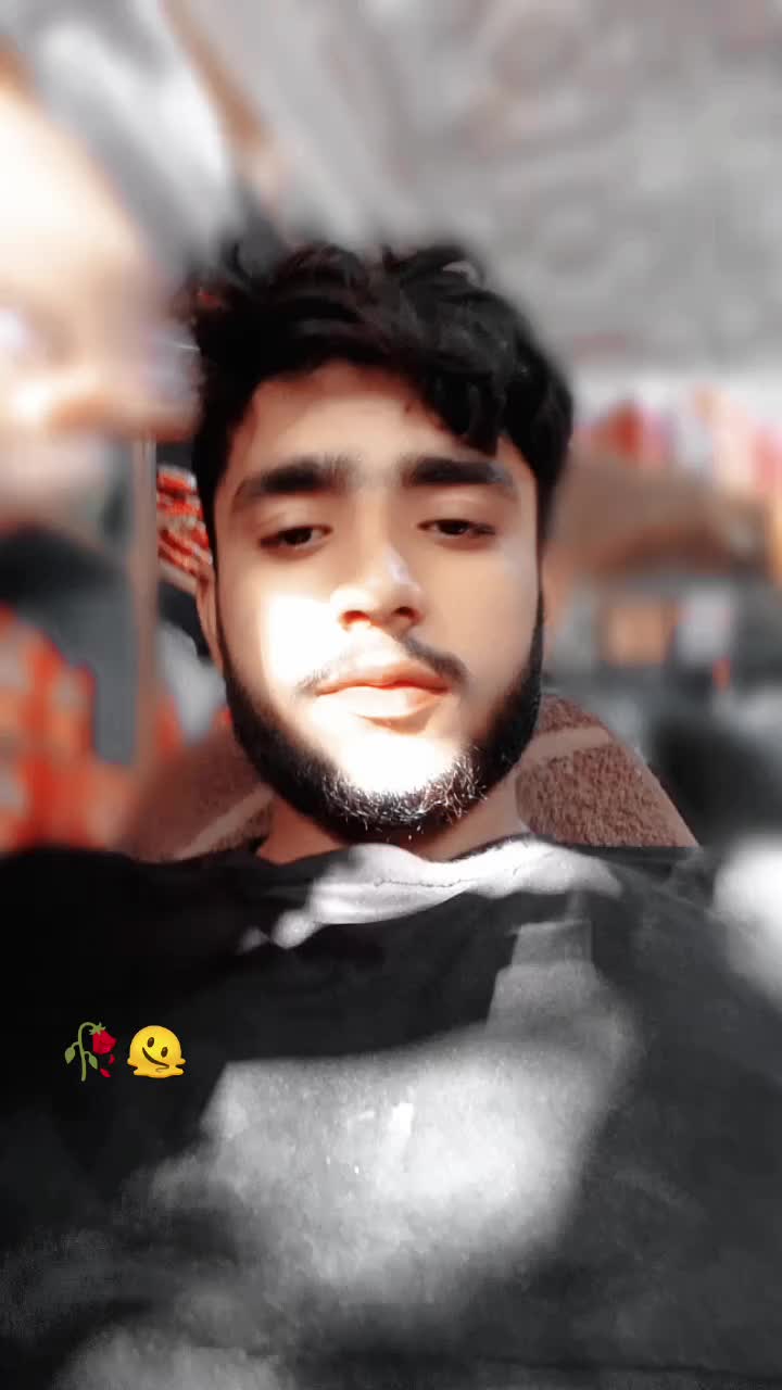 @It&rsquo;s ~Awais~Live📷