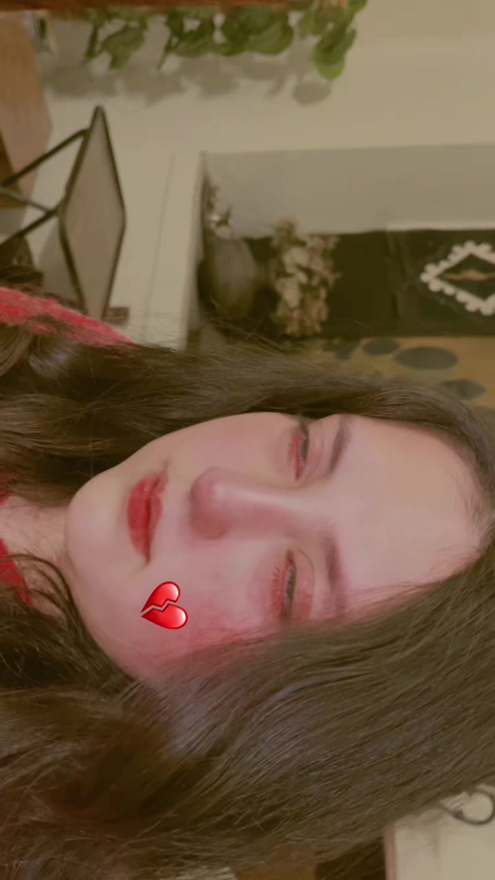 @🌸⃝𝑨𝒔𝒉𝒖๛🍷