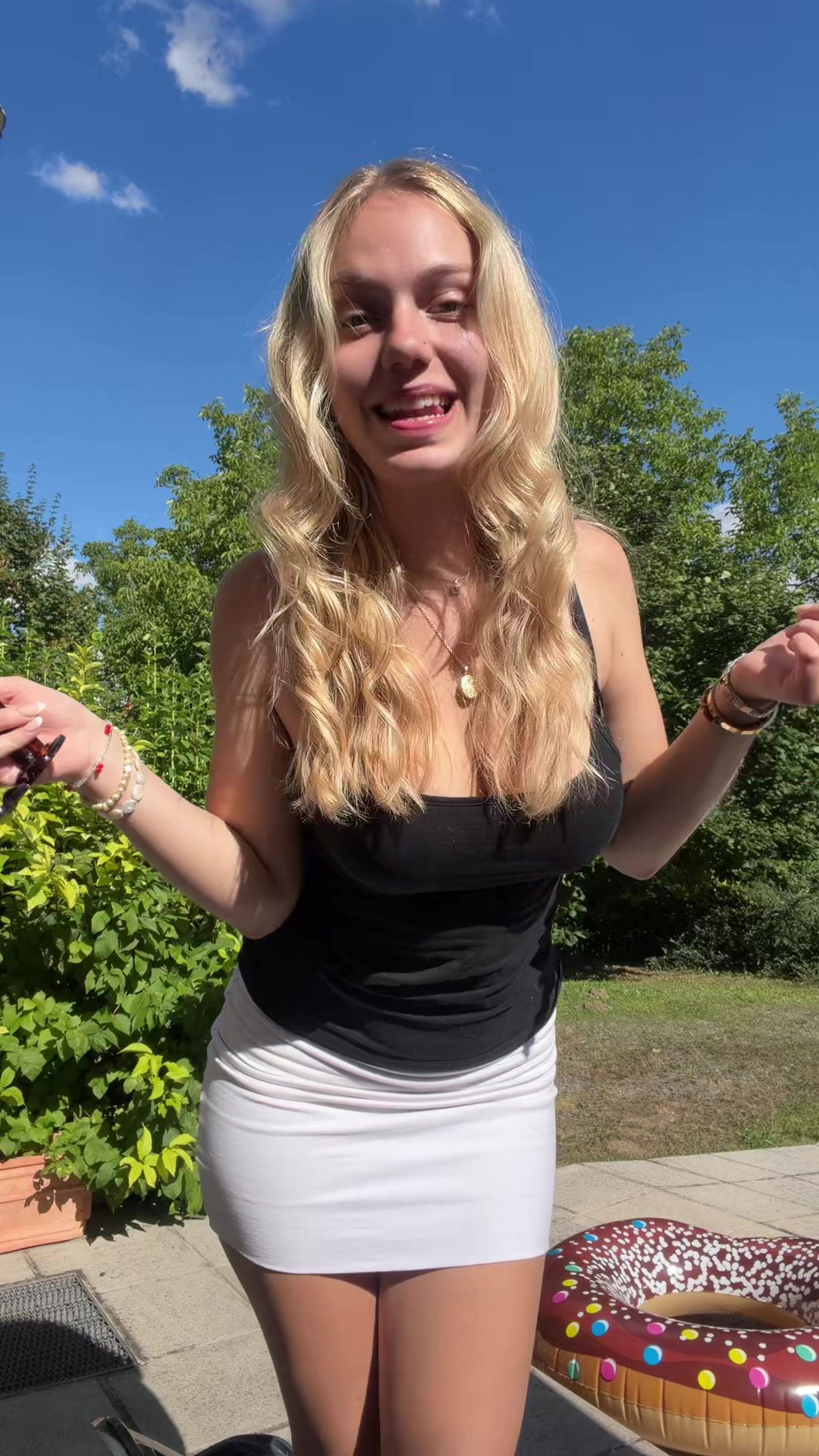 @leonie