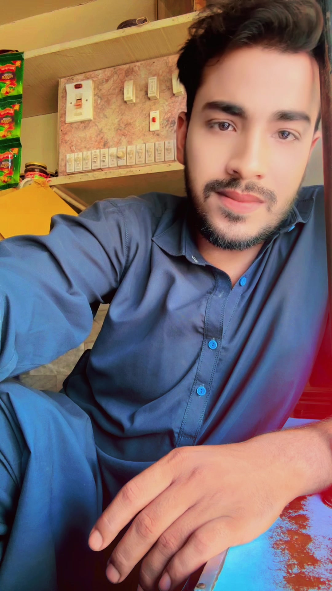 @Aliraza