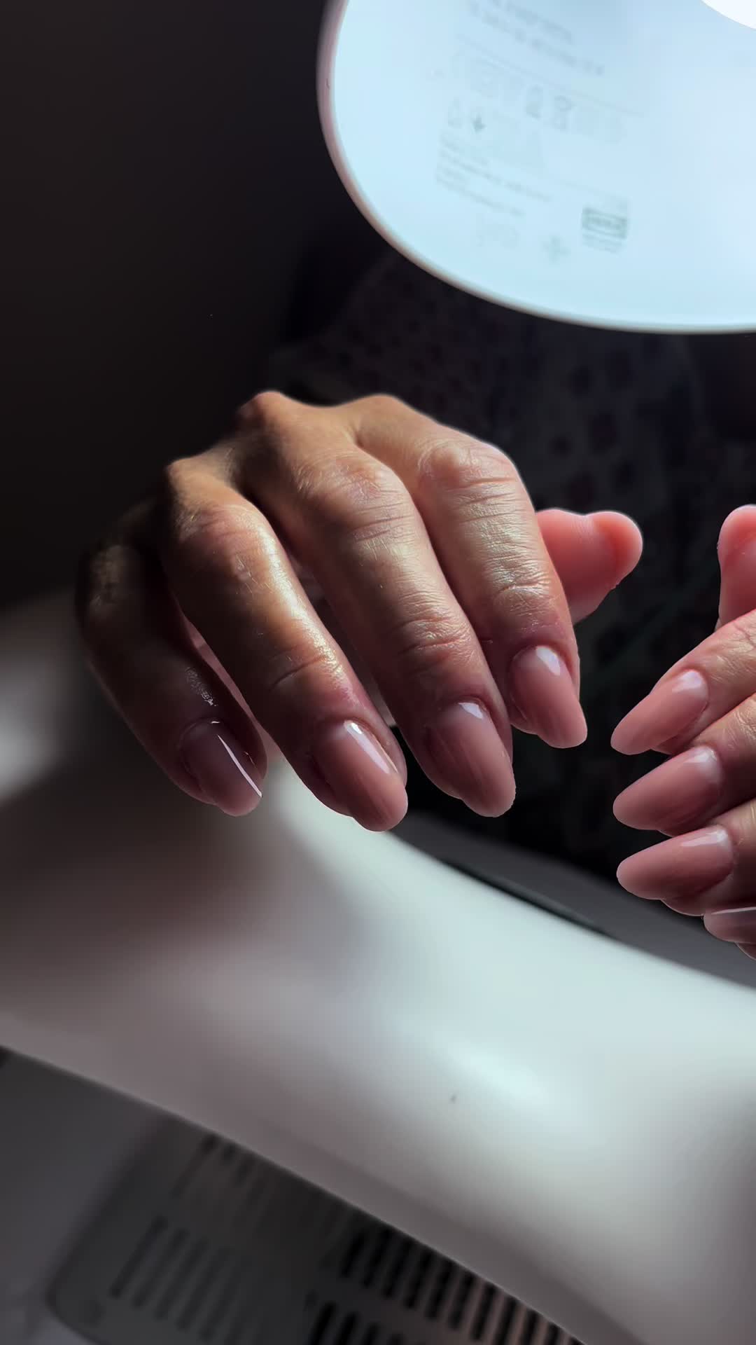 @Nicki7nailss_