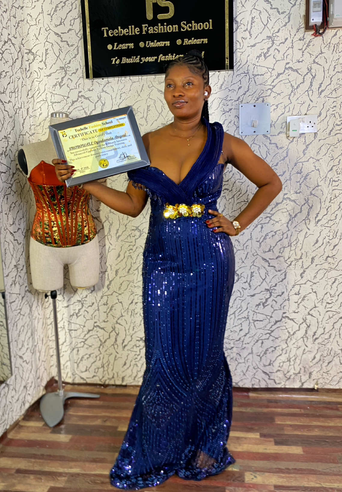 @Teebelle Fashion School