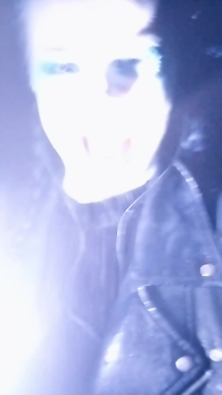 @Caroline 💙🖤