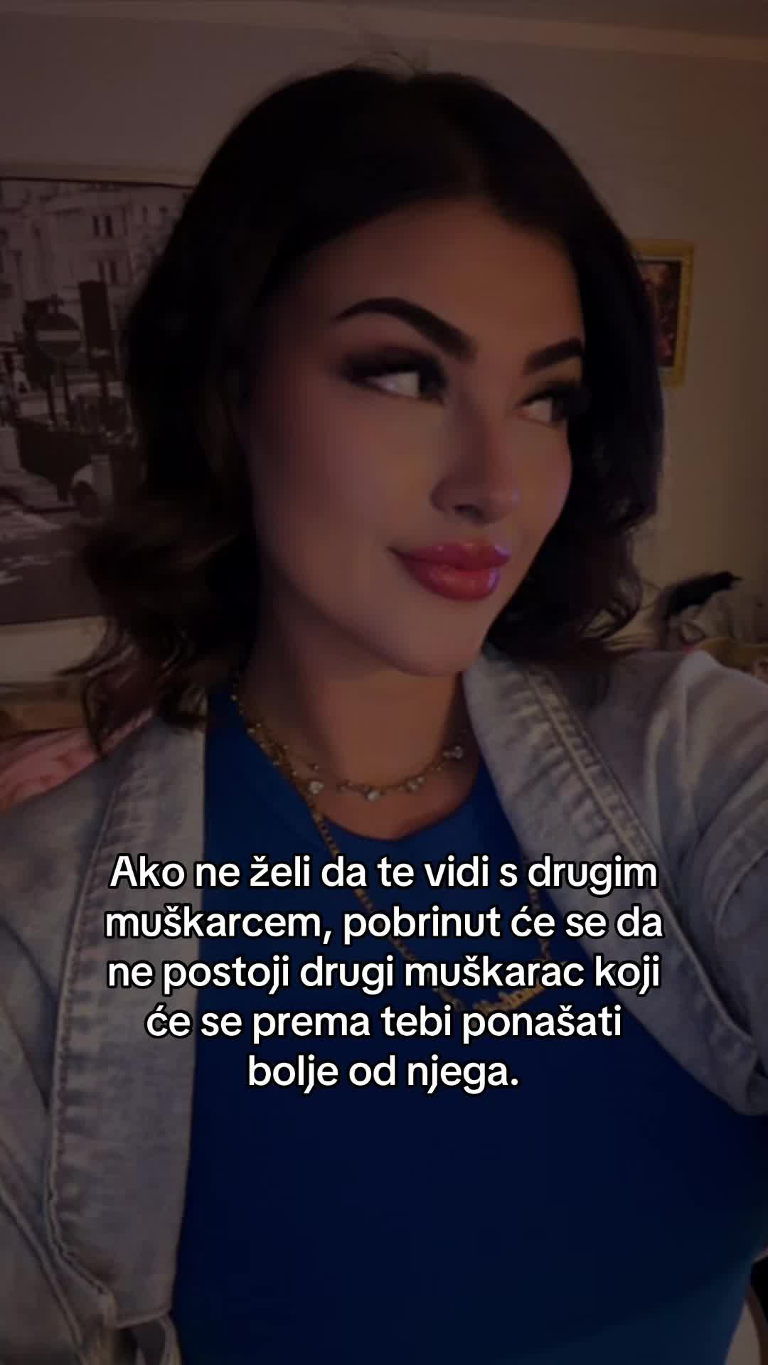 @Bella