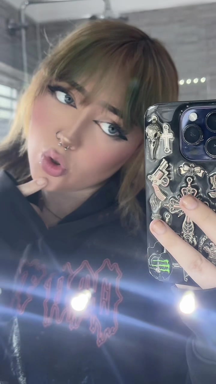 @jessisnotcool