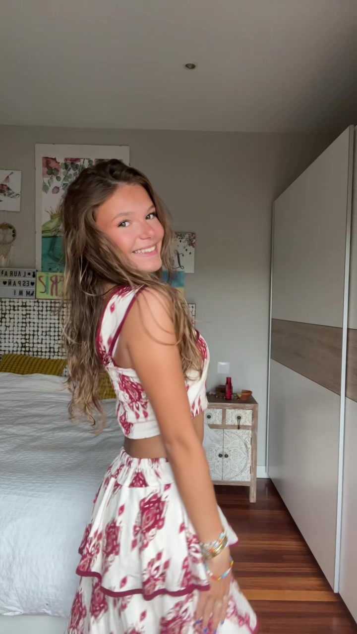 @daniielaalcantara