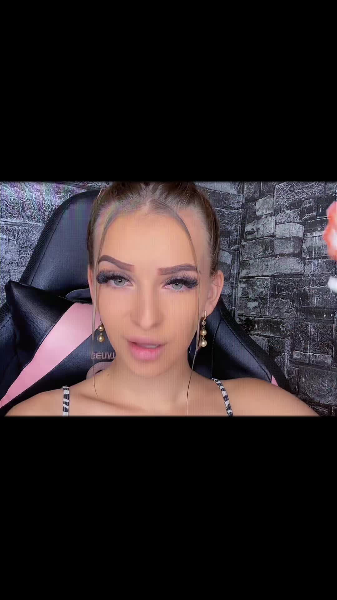 @𝐋ₒ𝗿Ў★🍩❤️