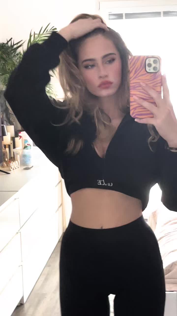@KIM SARA