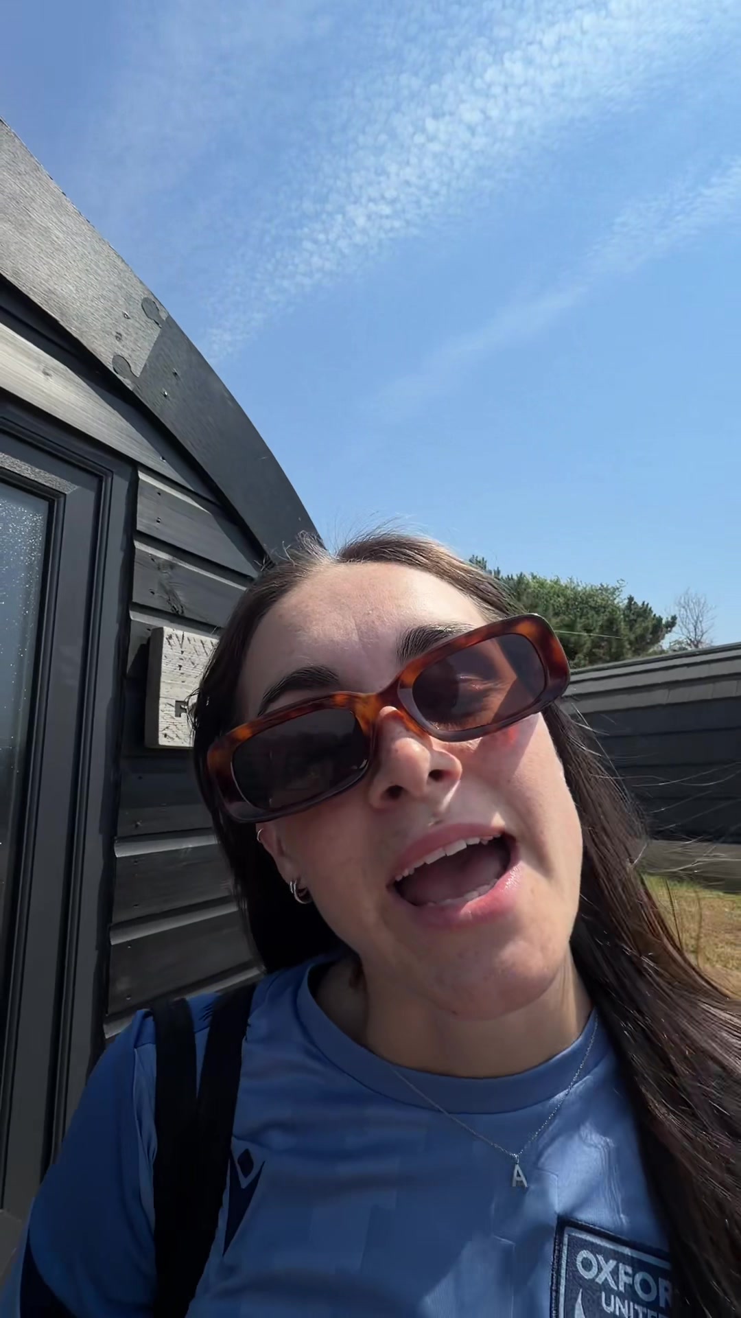 @Naomibedeau