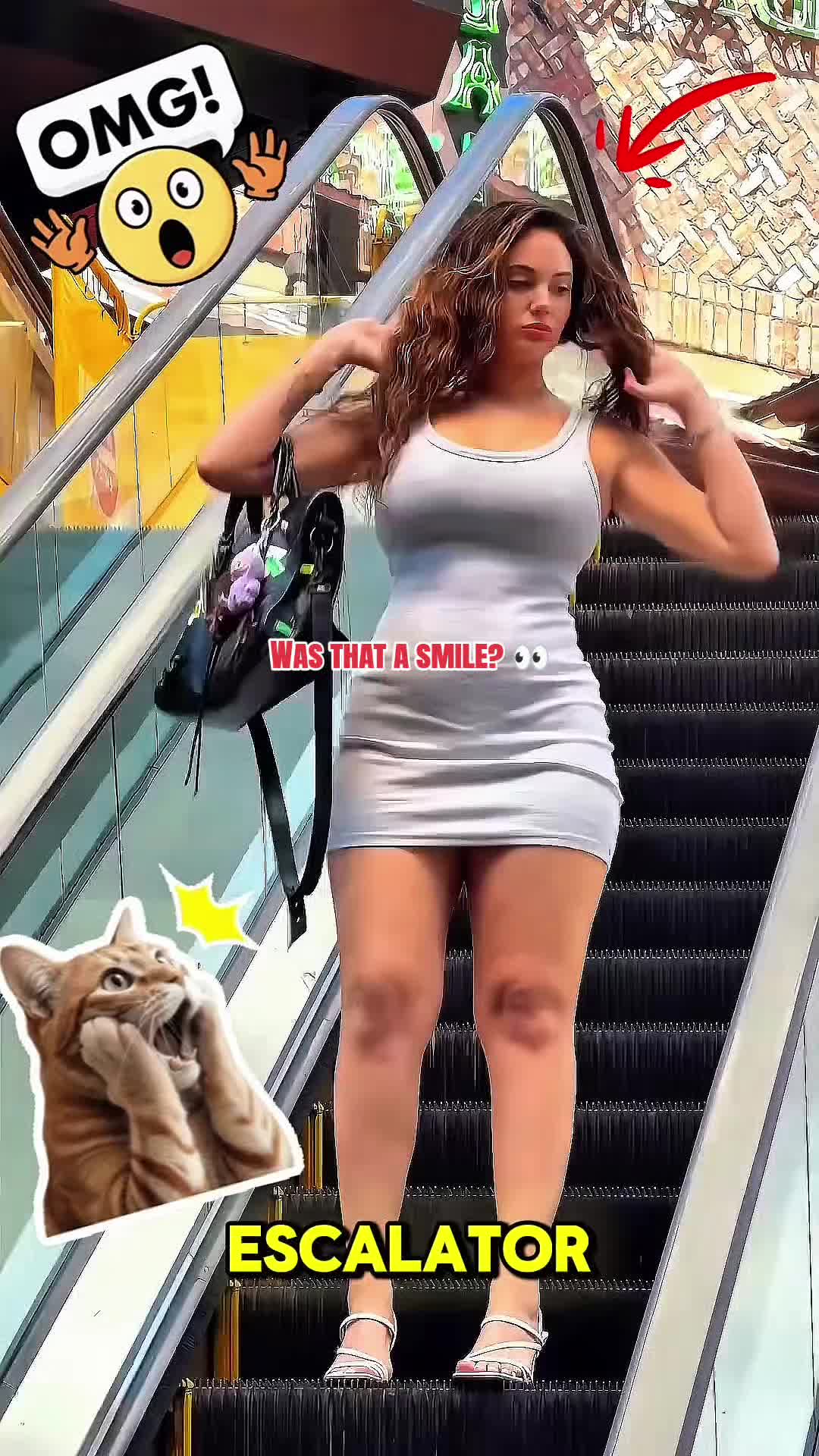 @Candid Looks