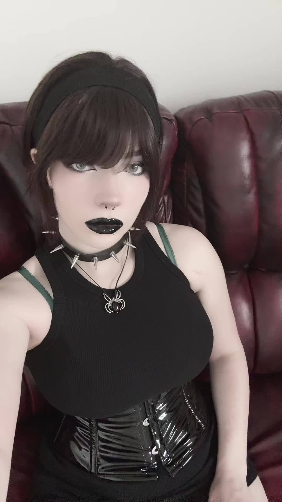 @cutiegothxo