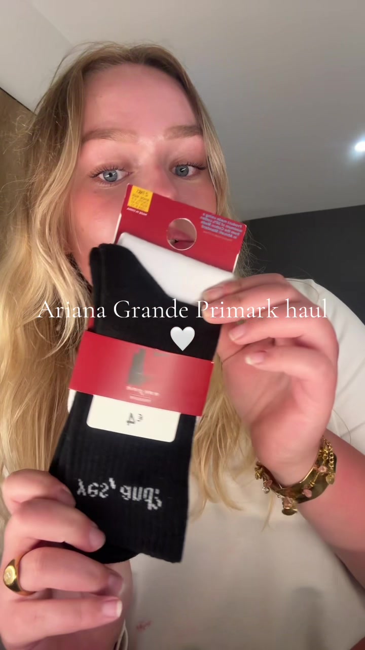 @𝐒𝐨𝐩𝐡𝐢𝐞
