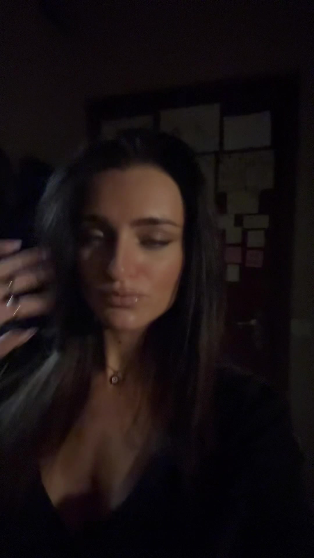 @Elena Siri
