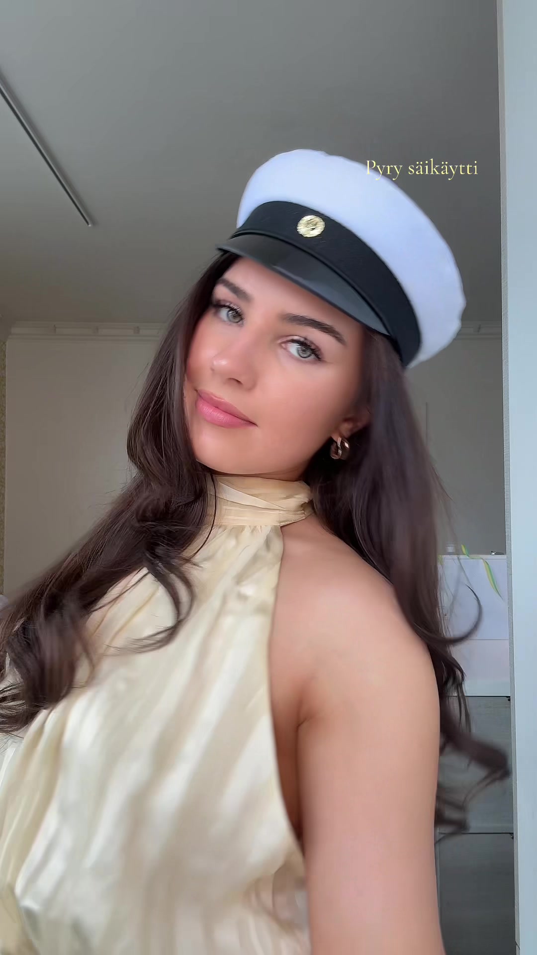 @𝑴𝑨𝑹𝑰𝑲𝑨✨