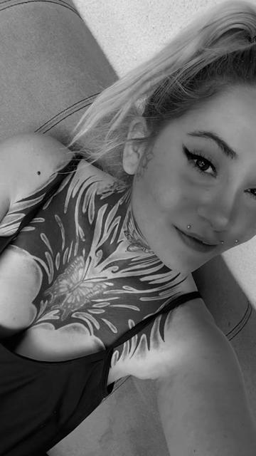 @Giina_Official