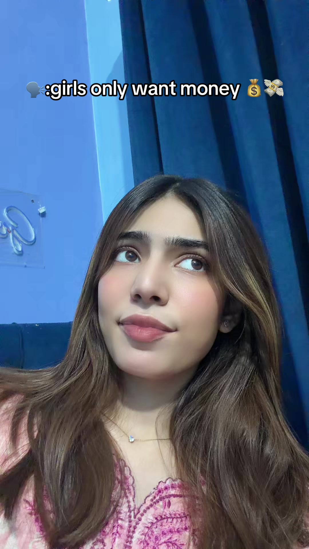 @Ayesha🖤