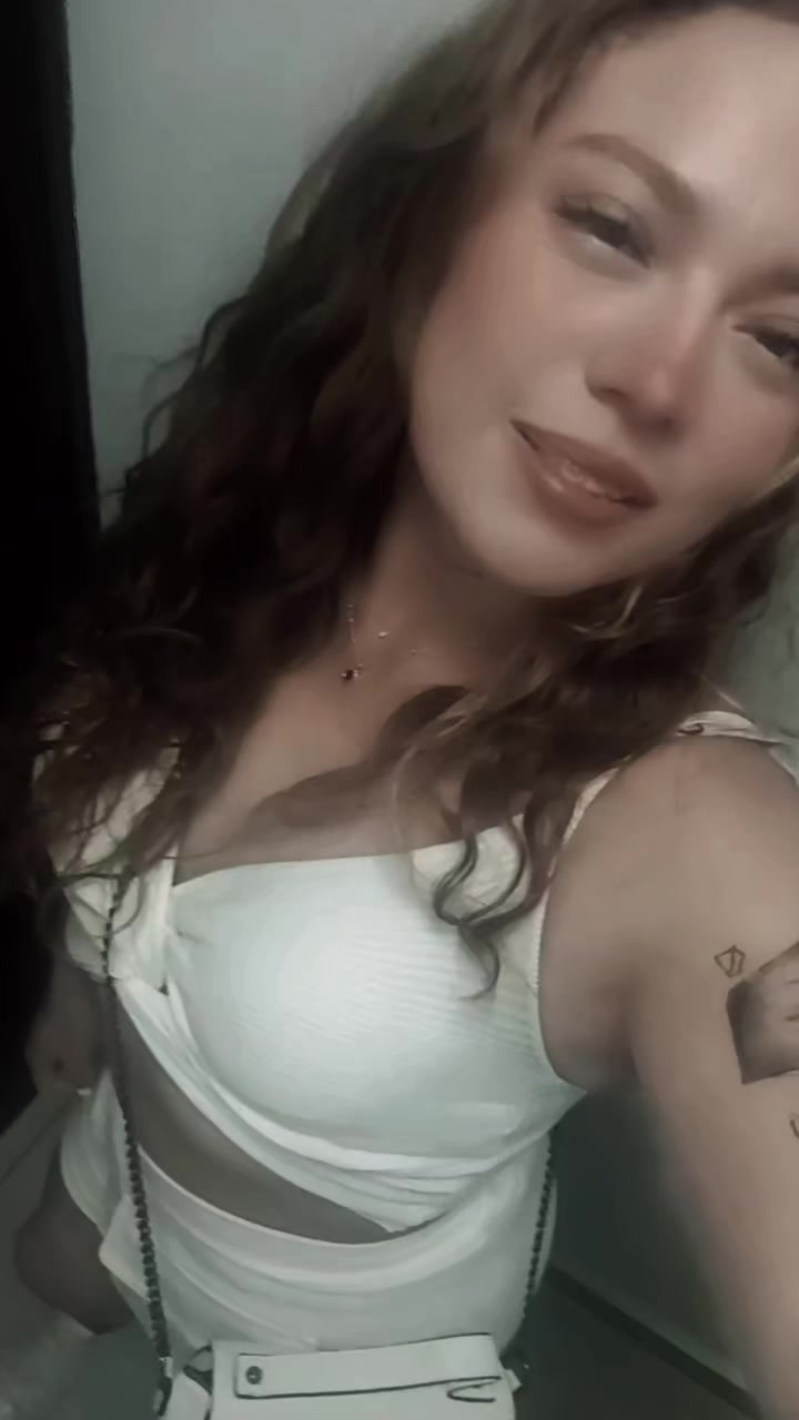 @ℳℯ𝓇ℯ𝓁𝓎𝓃 ℒℯℴ𝓃