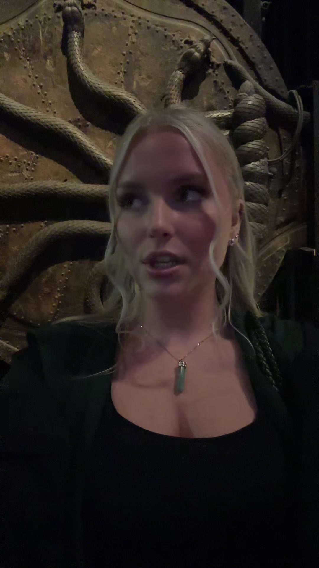 @elena