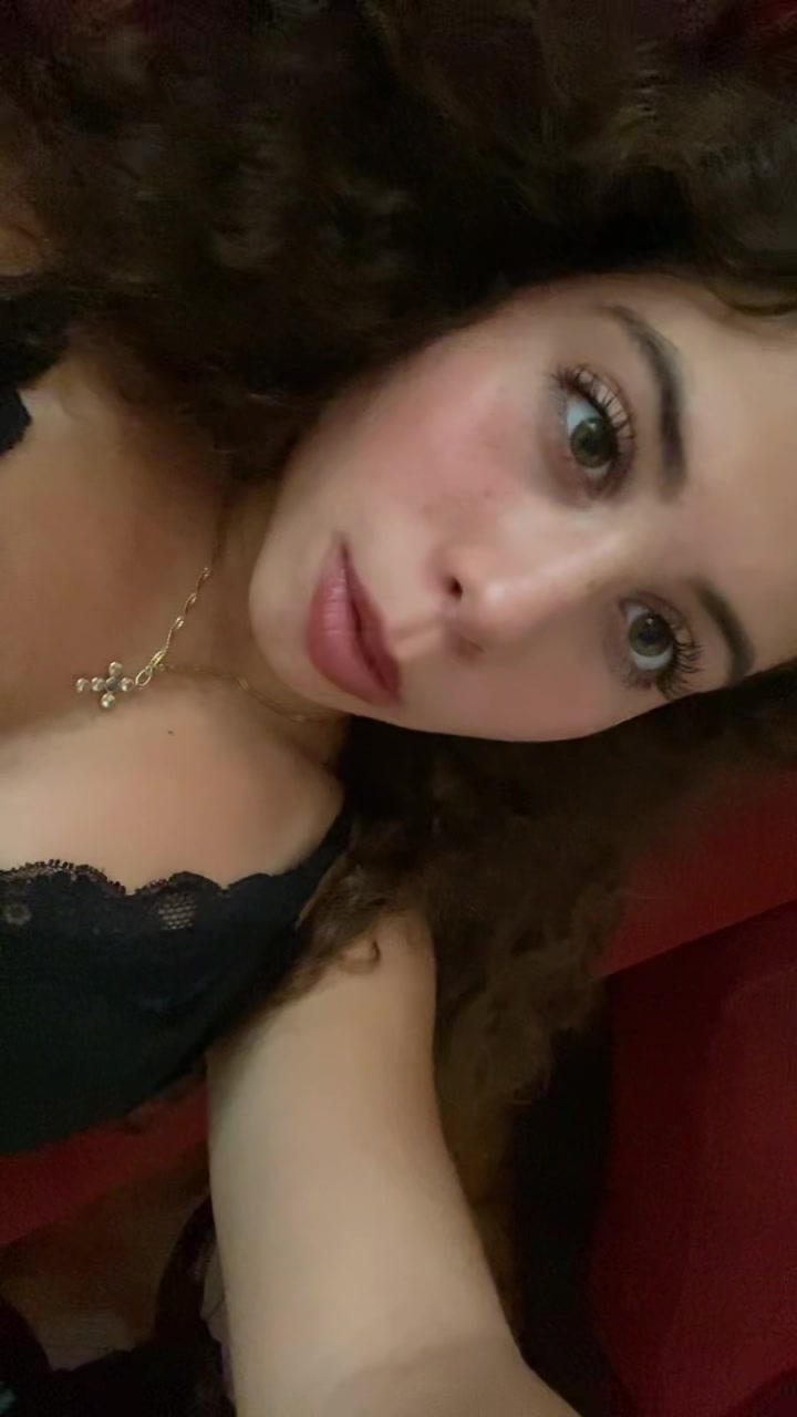 @ale🦢