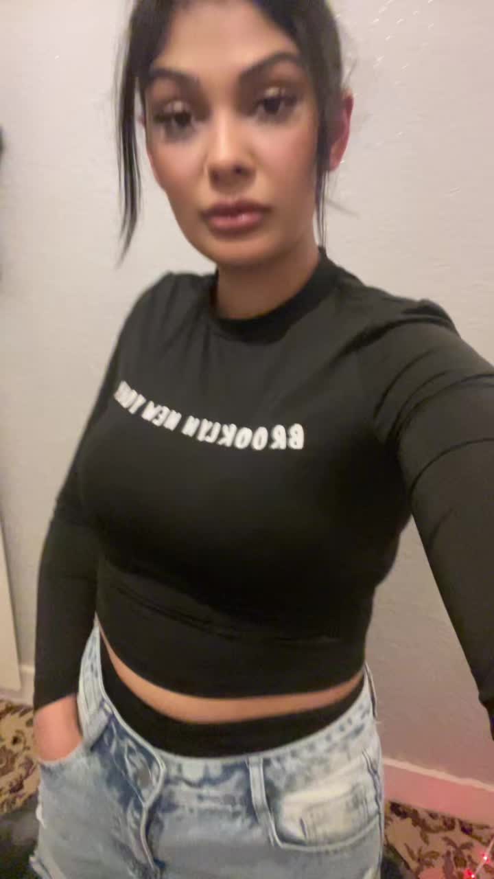 @Lavyy