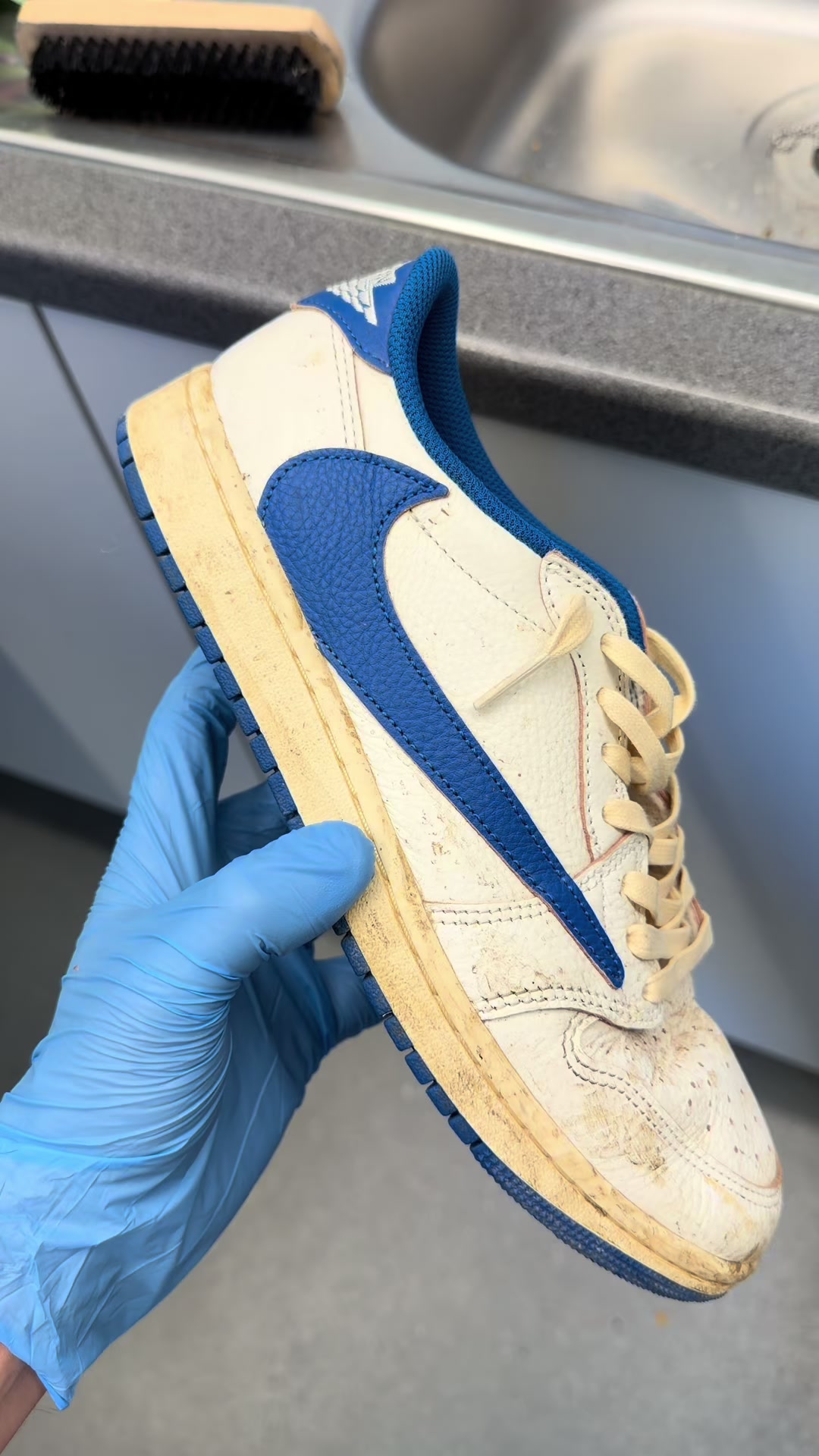 @The Edinburgh Shoe Cleaner