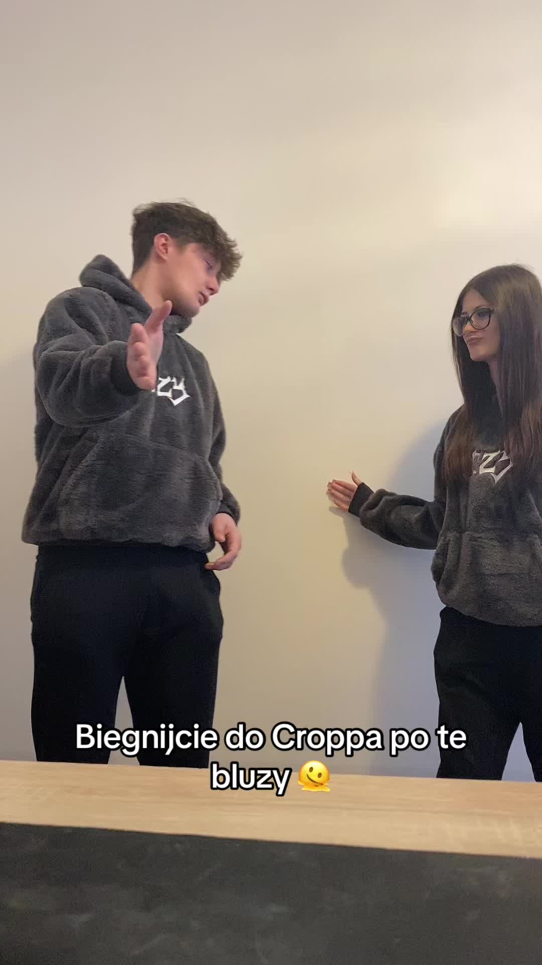 @⬛🟧