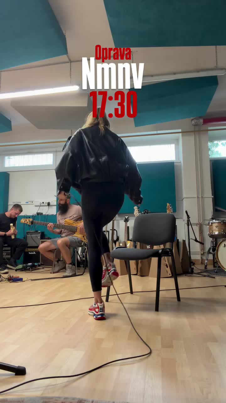 @emmadrobnaofficial