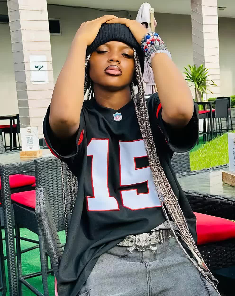 @afroblueries