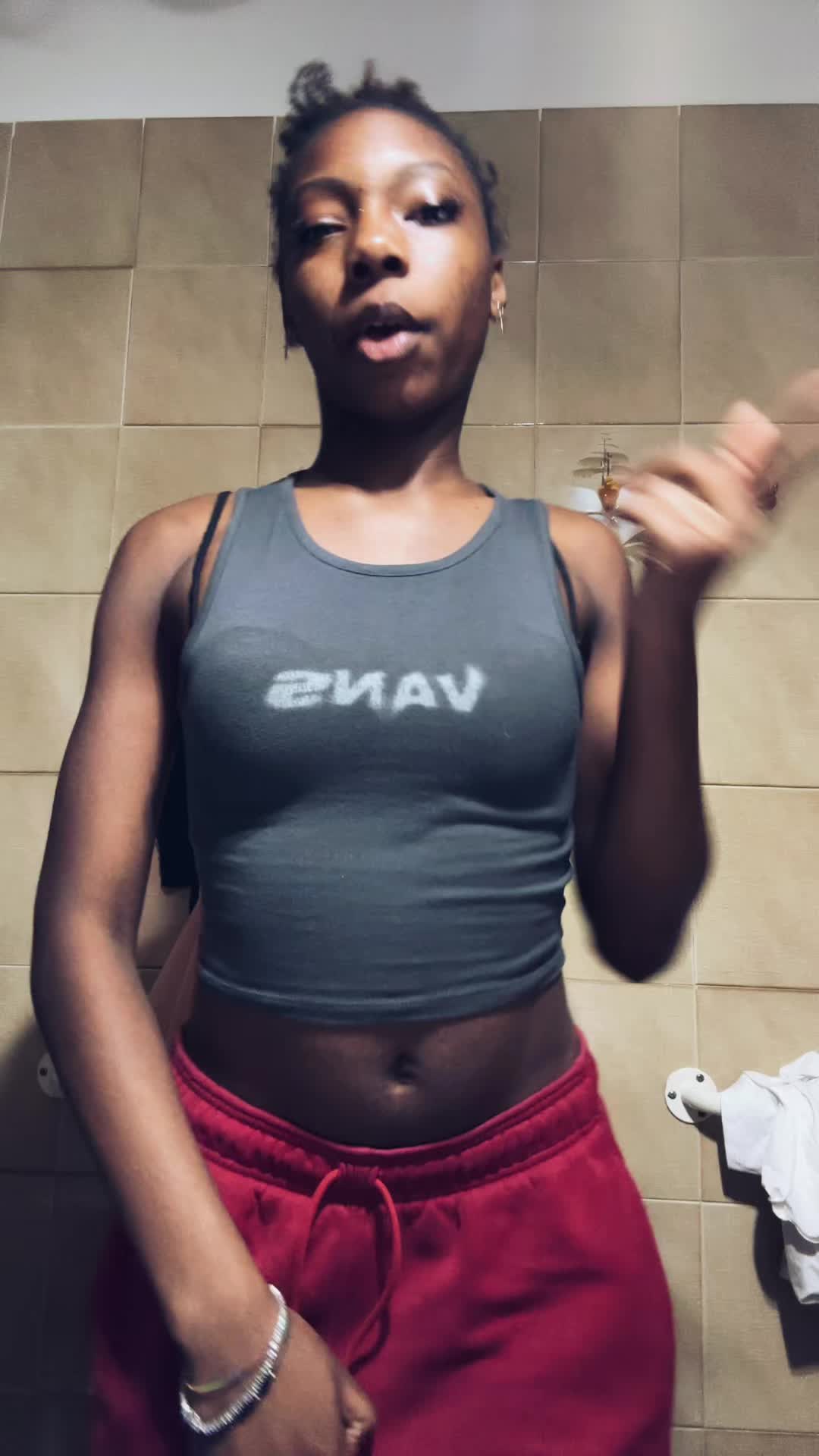 @𝓭𝓮𝓼𝓽𝓽 🇳🇬