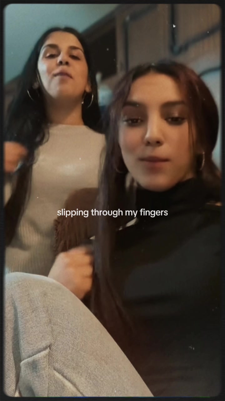 @🖤