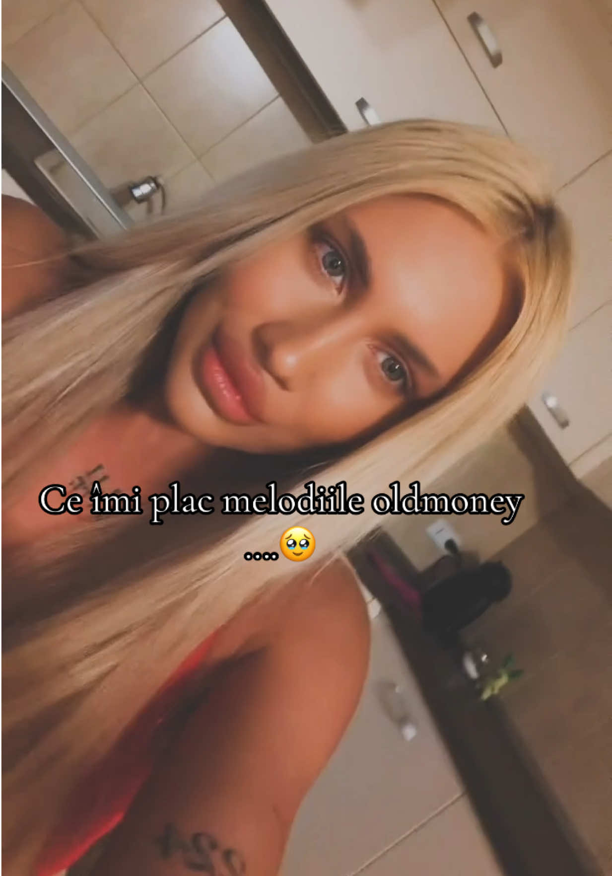 @Melania