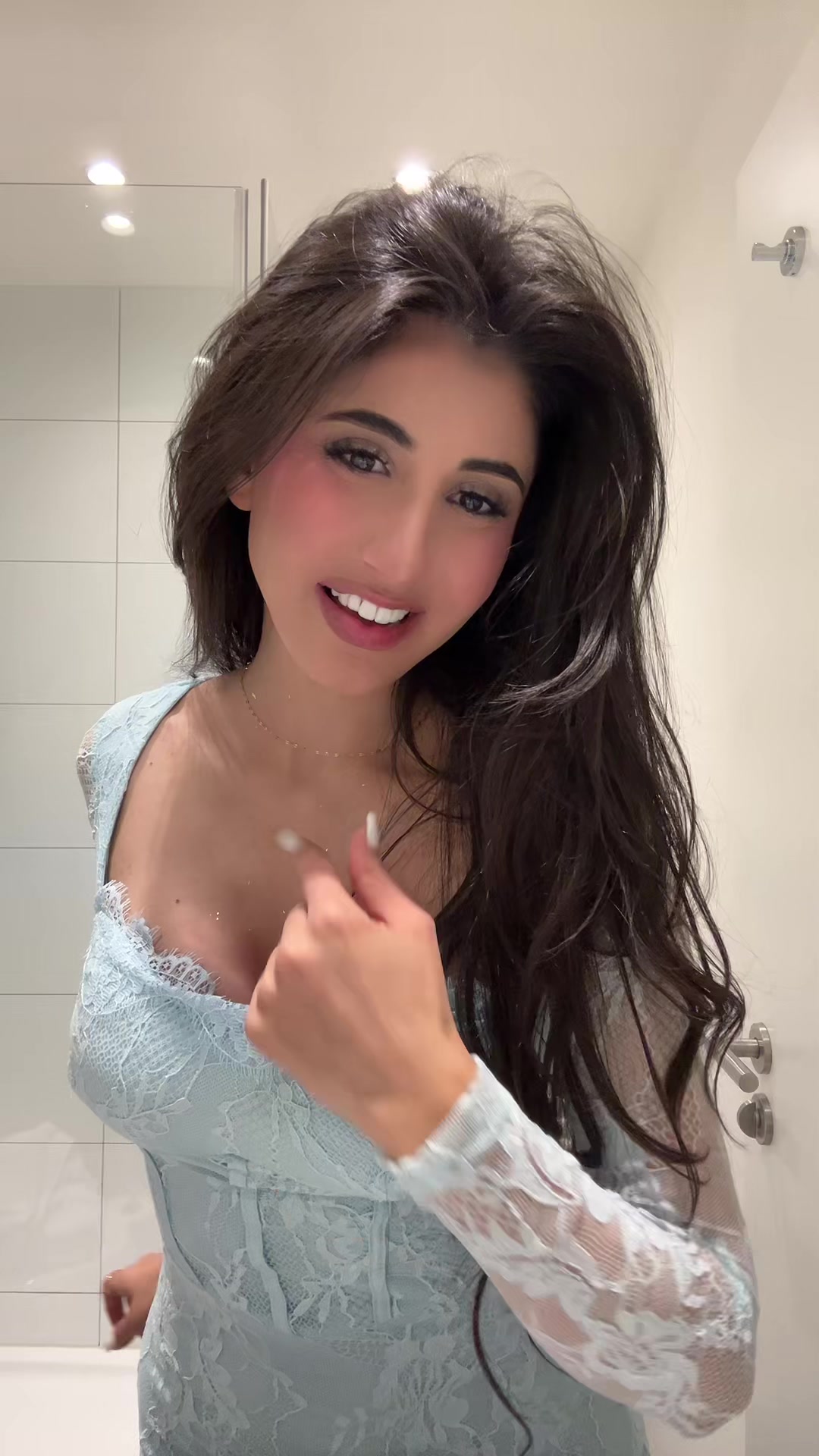 @Laila🖤