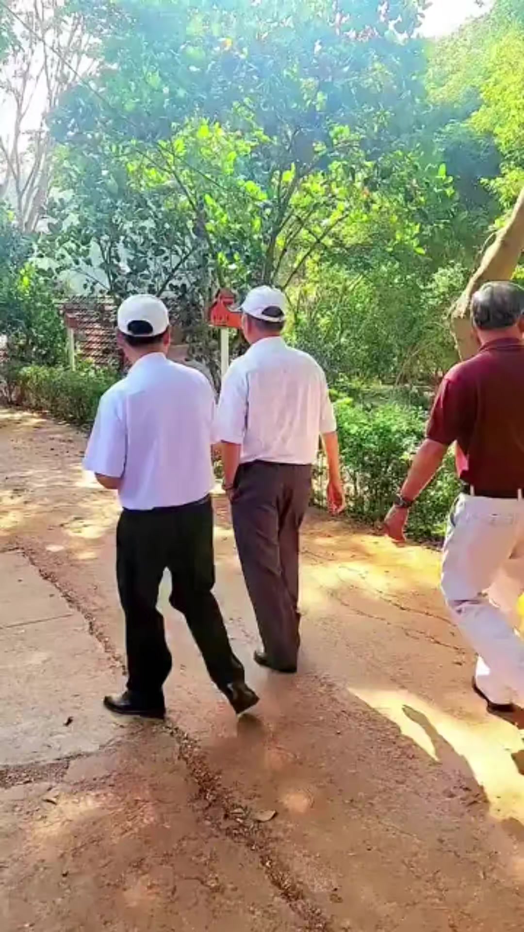 @Hữu.Nguy&ecirc;n 57