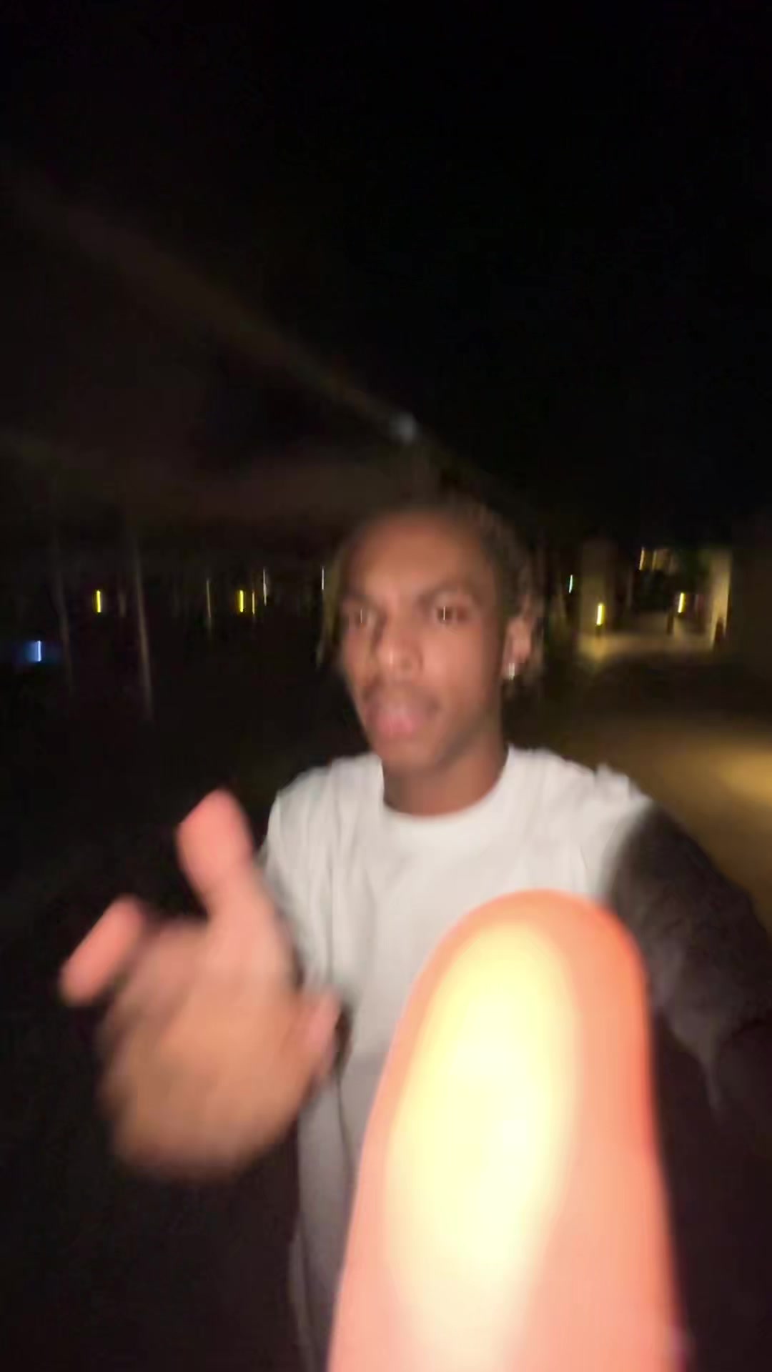@Kz