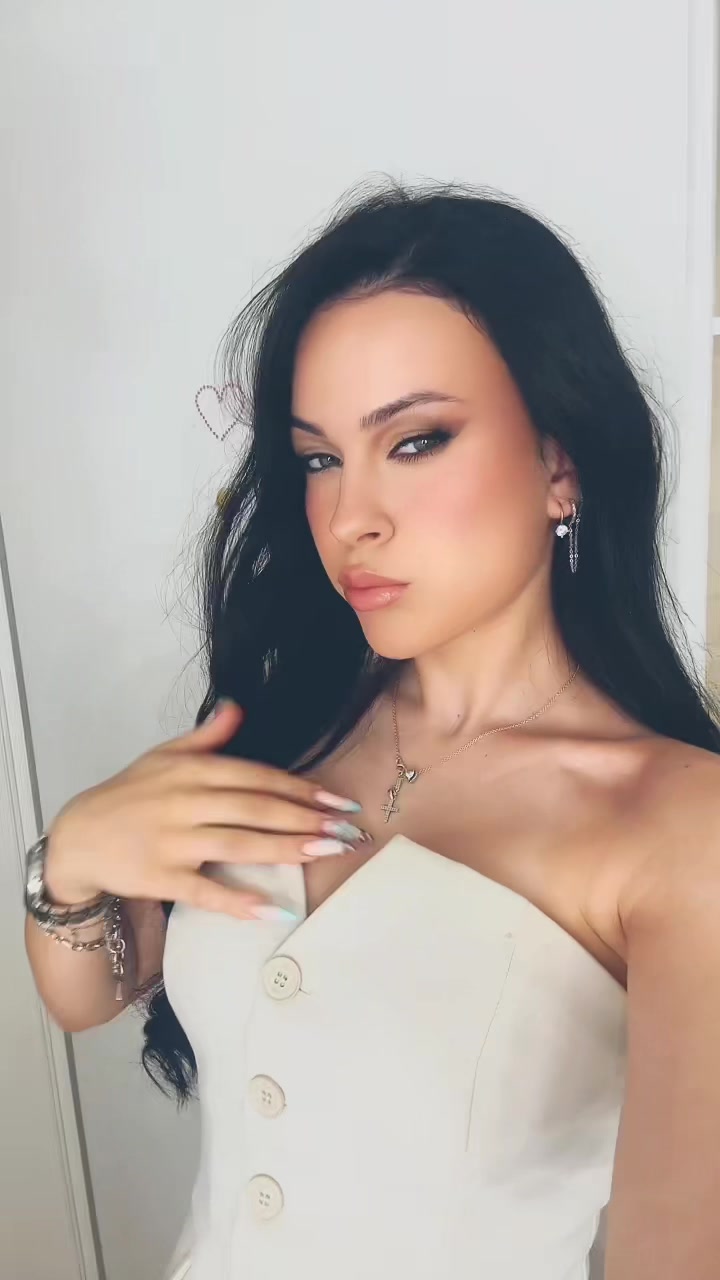 @𝒟𝒶𝓇𝒶