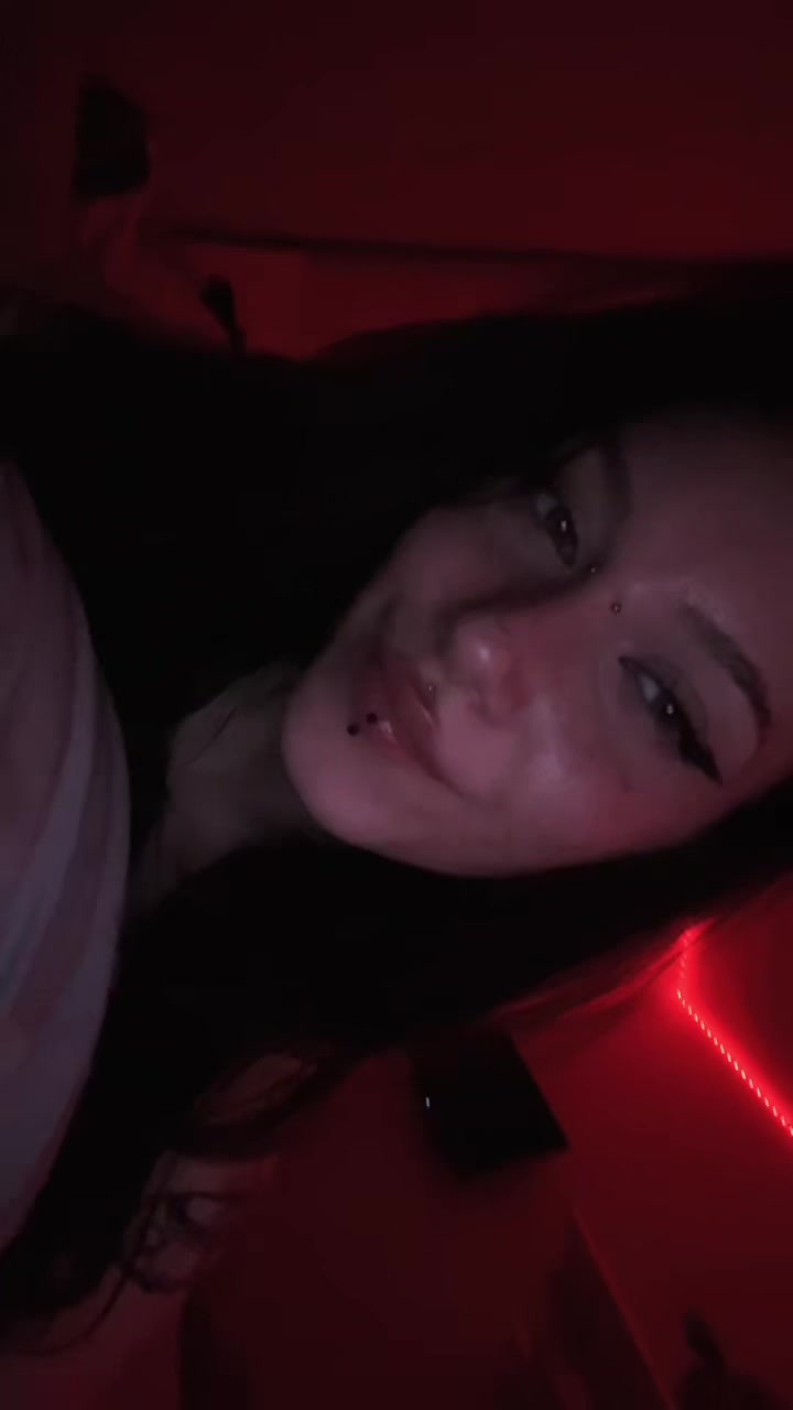 @shwushdbsjs