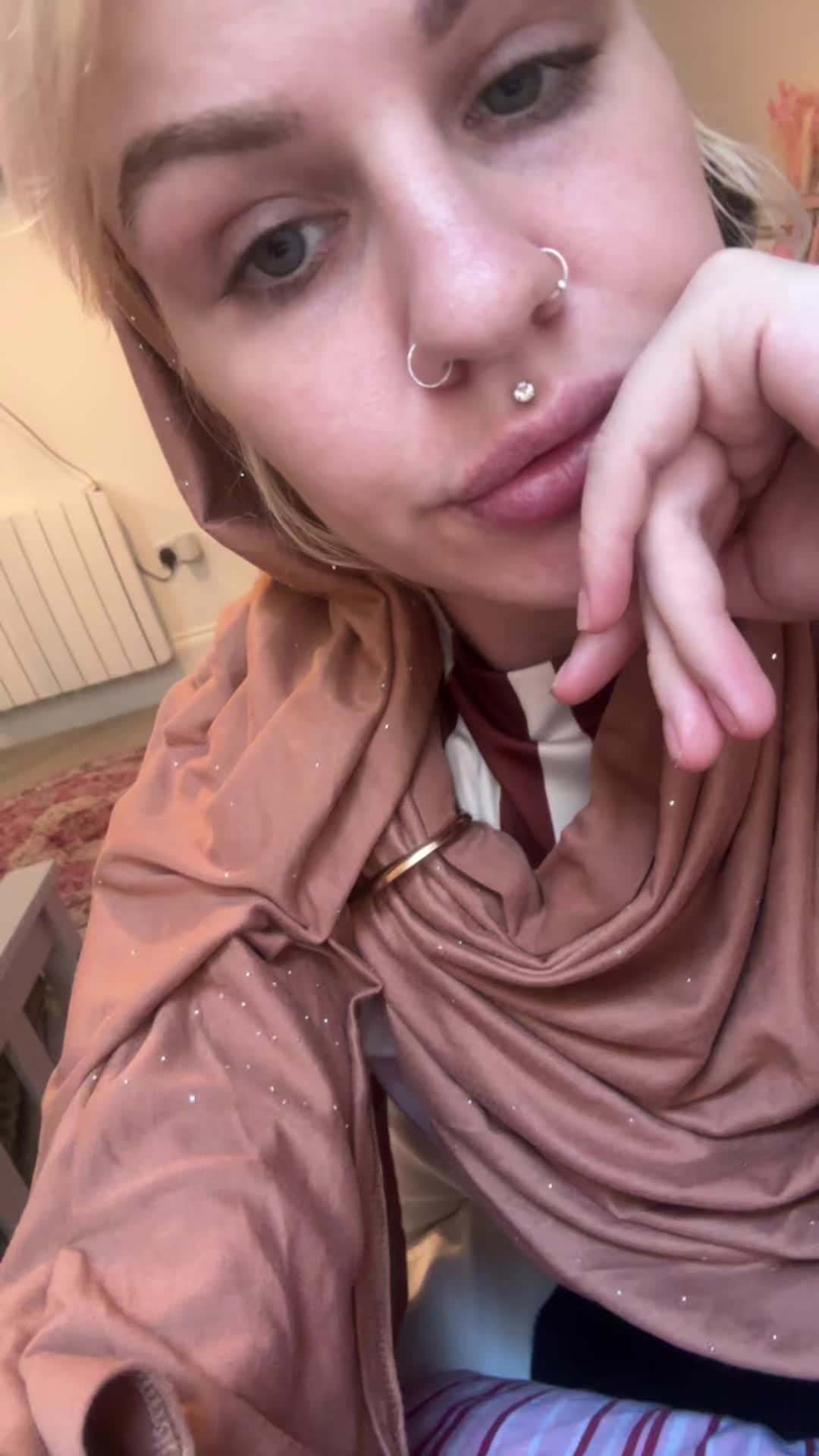 @Eve Moth