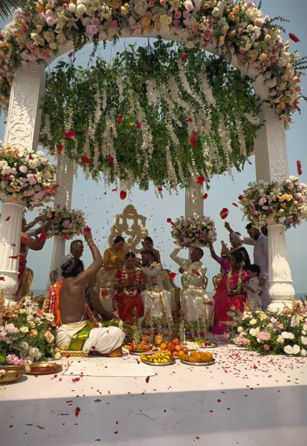@Wedding Content Creator