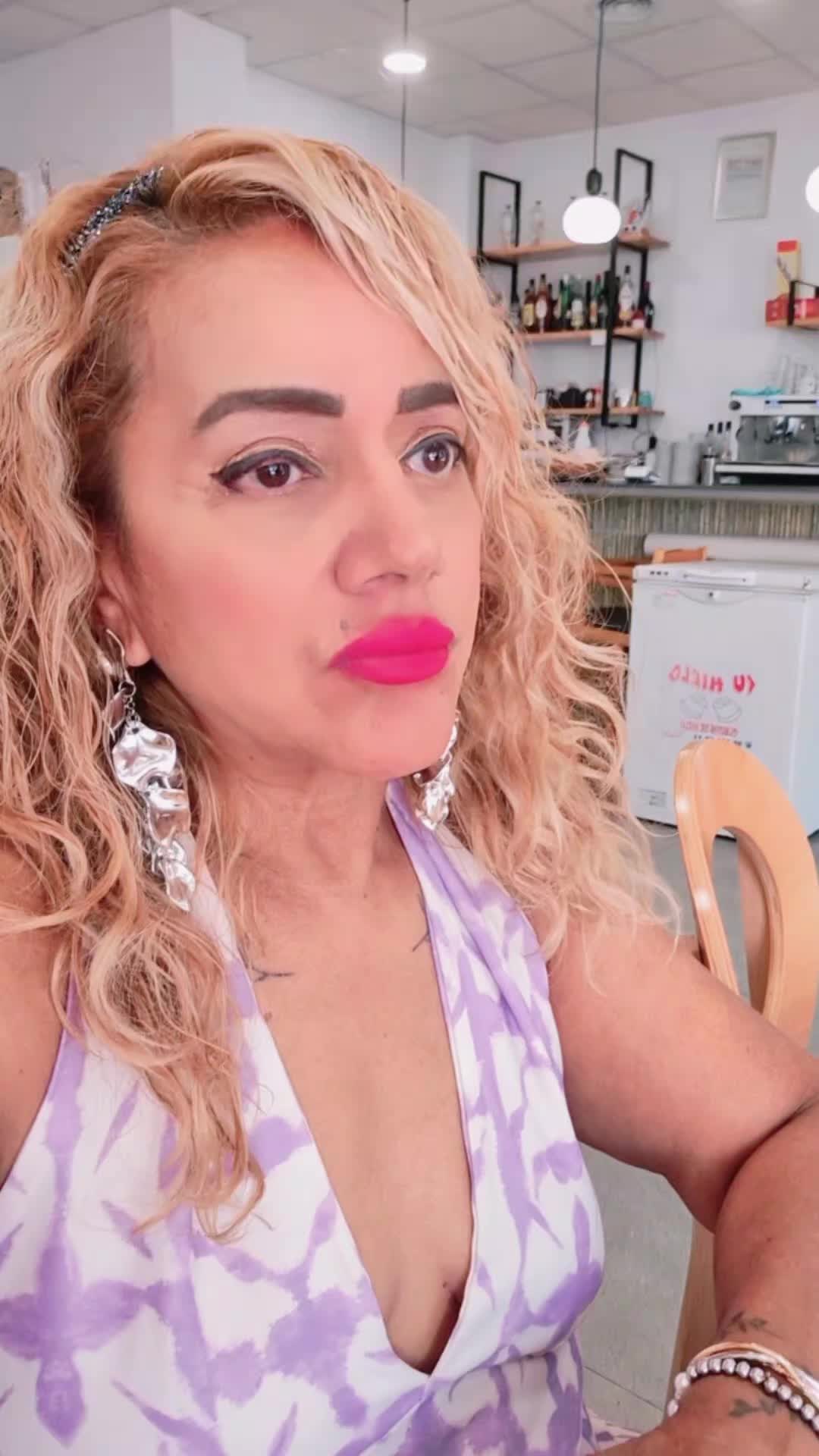 @Rocio Qui&ntilde;onez