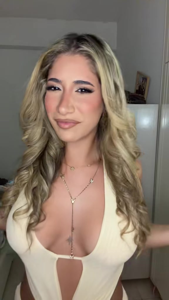 @Michaella<3