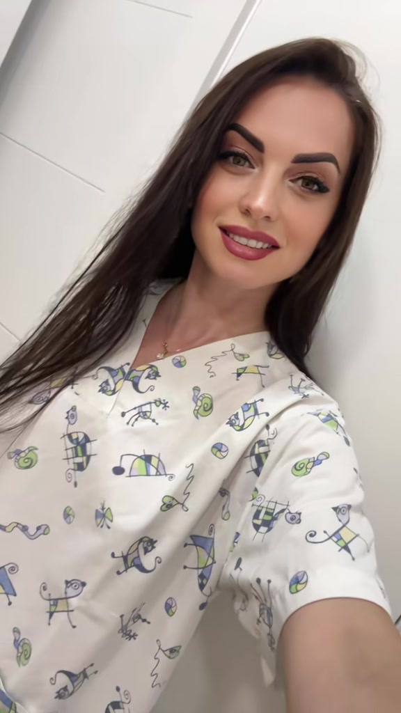 @Alina Elena156
