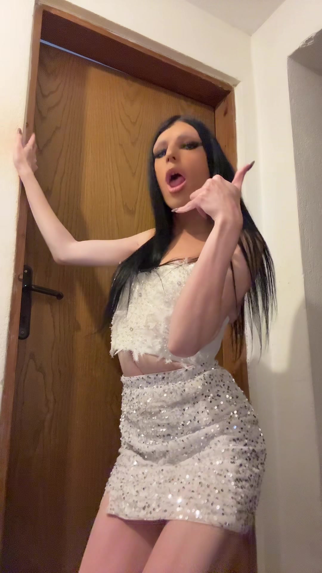 @SUPREME QUEEN