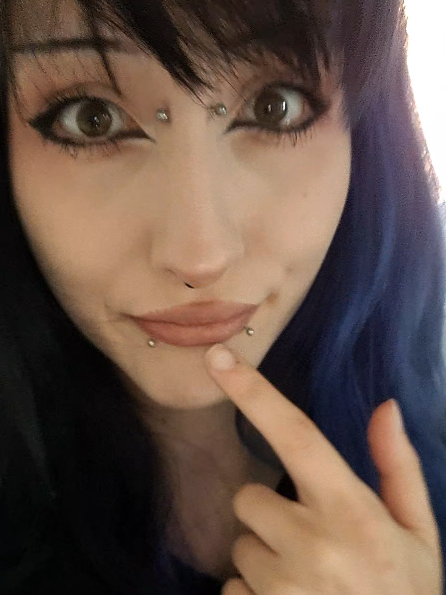 @Eve 🦇