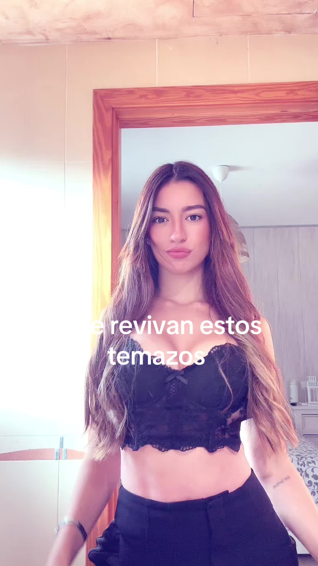 @Ana González